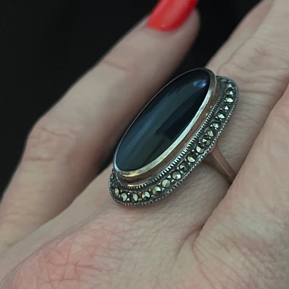 Vintage Estate Black Onyx Large Oval Stone 925 Sterling Silver Marcasite Ring